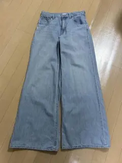 ライトブルーワイドレッグデニム