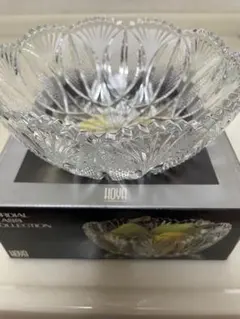 HOYA クリスタルガラス ボウル 鉢のサムネイル