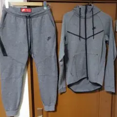 NIKE　テックフリース　セットアップ　上S下M　　廃盤モデル　NIKEジャパン