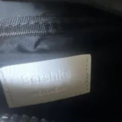 Bershka メンズ ボディバッグ ホワイト