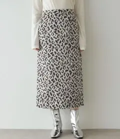 レオパードジャカード ナロースカート【洗濯機洗い可】