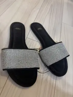 新品未使用　Victoria's Secret ラインストーンサンダル