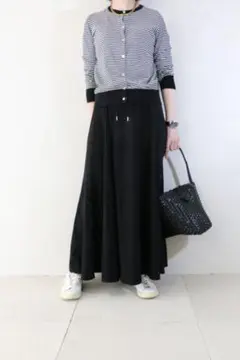 C7123 ボーダーカーディガン×ロングスカートコーデ