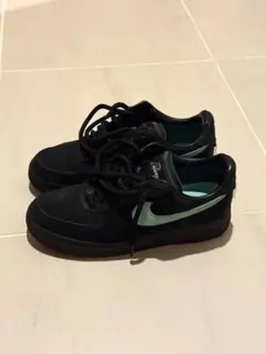 Nike Air Force 1 Tiffany & Co. ブラックのサムネイル