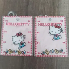 ハローキティ　アレンジワッペン　2枚　アイロン接着　モチーフワッペン　2017年