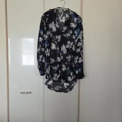 Calvin Klein 花柄長袖ブラウス