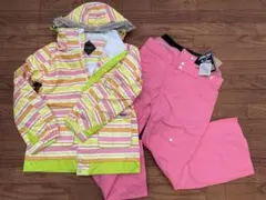 新品 スノーウエア上下セット　即日発送可能