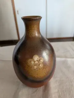 陶器 花瓶 壺 銘入り 梅紋様 焼き物