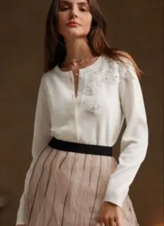 お値下げ！SHEIN 花びら 刺繍 カーディガン