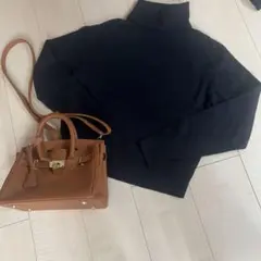 ユニクロ　タートルネック ニット ブラック　S