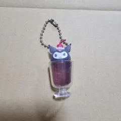 【ガチャガチャ】クロミ、可愛いサンリオキャラクターのクリームソーダ