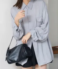 Kastane サテンビッグシャツのサムネイル