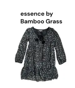 essence by Bamboo Grass フラワープリントチュニック 黒系のサムネイル