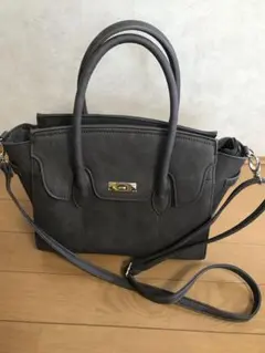 ショルダーバッグ ハンドバッグ