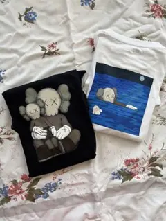 2枚セット! UNIQLO KIDS 150 KAWS コラボTシャツ