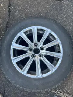 冬タイヤ スタッドレス 225/65r17 4本セットのサムネイル