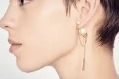 2026年最新】dior ピアス 片方の人気アイテム - メルカリ