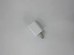 ホワイト 角型 2ピンプラグ 充電器