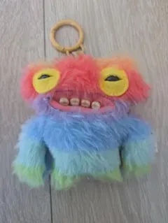 レインボー ファー モンスター キーホルダー