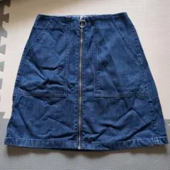 Item thumbnail for item 5e882f89-30dd-4e0b-a4f4-e04e530f2363