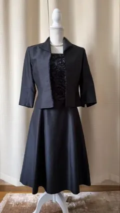 marie claire 黒のドレスとジャケットのセット