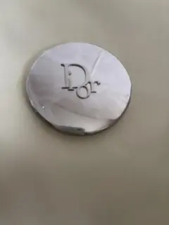 Dior 円形ミラーのサムネイル