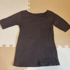 アシンメトリーネック リブカットソー 半袖のサムネイル
