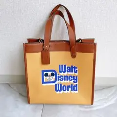 コーチ　ディズニー　限定コラボトート　レザー　ブラウンベージュ　ショルダー