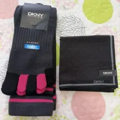 新品未使用DKNY 5本指ソックス ハンカチセット