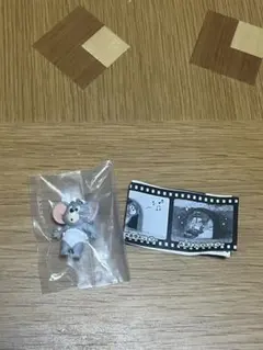 トムとジェリー ジェリーとタフィーがいるお家フィギア　追い込まれたタフィー