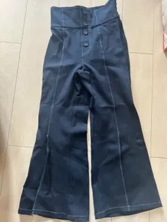 ブラック ブーツカットデニム