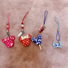 新品未使用　ディズニーランド　ストラップセット