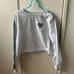 Lily Chuu グレー クロップドトレーナー　130