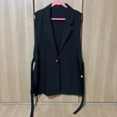 Discoat ブラック ノーカラーベスト Fサイズ