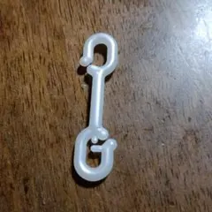 ホワイトプラスチックフック