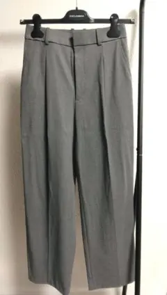 新品未使用　UNIQLO/ユニクロ タックワイドパンツ Sサイズ グレー　丈長め