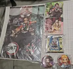 鬼滅の刃 京都南座歌舞伎ノ舘 コラボクリアファイル&入場特典&缶バッジ&アクスタ