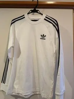 adidas ホワイト ロングスリーブカットソー
