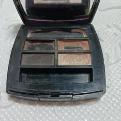 シャネル　レベージュパレットルガール　アイシャドウ