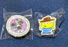 トイストーリーホテル エイリアン&バズ・ライトイヤー ピンバッジセット