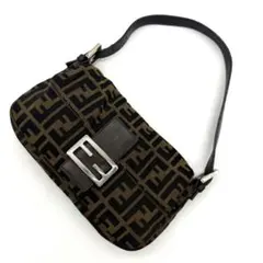 【美品】FENDI フェンディ ズッカ柄 マンマバケット ショルダーバッグ