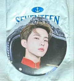SEVENTEEN CAFE ソウルセブチ カフェ ウォヌ　缶バッジ SEVENTEEN CAFE セブチカフェ 缶バッジ ウォヌ - メルカリ