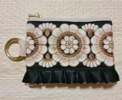 ハンドメイド★インド刺繍リボン ミニポーチ★ブラック　美品