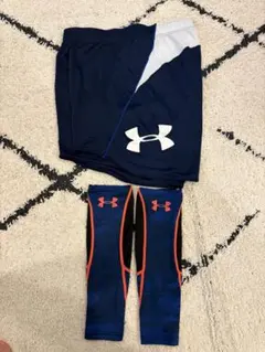 Under Armour ネイビーショートパンツとレッグスリーブセット