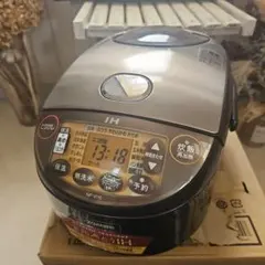 良品 象印 IH炊飯器 NW-VS10 5.5合炊き プラチナ厚釜 2023年製 - メルカリ
