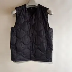 ユニクロウルトラライトダウンベスト ダウンベスト