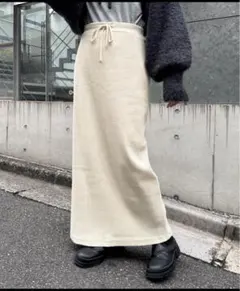 すっきりシルエットリブスカート