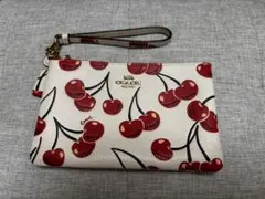 COACH パックマン コラボ ポーチ リストレット - メルカリ