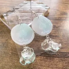 フローラルデザインのピアス ハンドメイド ドレス 水色 アクセサリー シルバー