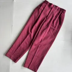スラックス　毛100% 冬向け　タック入り　美シルエット　赤　レッド系　綺麗め
